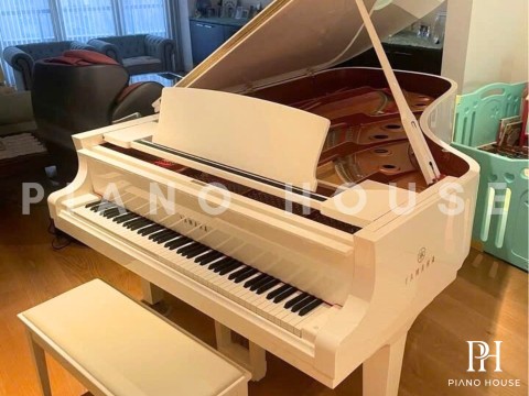 YAMAHA C7X PWH
