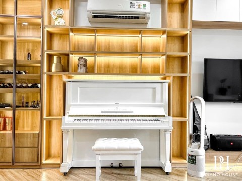 STEINWAY K-132 WH