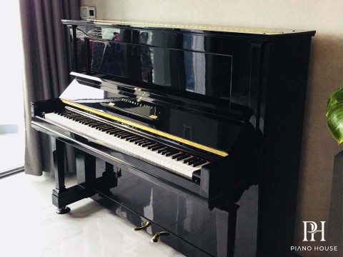 STEINWAY K-132