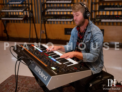 Roland JUPITER X