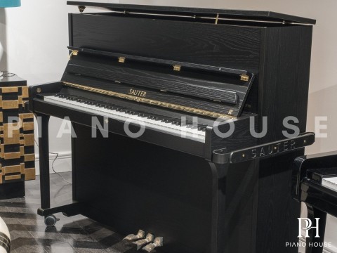 Sauter School Studio 122 (Ash Black Satin)