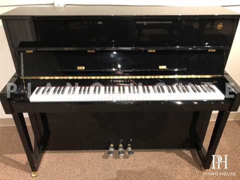 Fridolin Schimmel F121 Tradition (Ebony High Gloss)