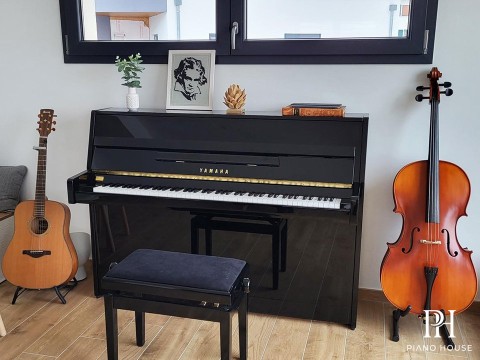 Yamaha B1