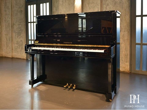 YAMAHA U300S Silent