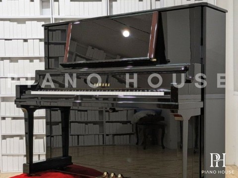 YAMAHA UX500