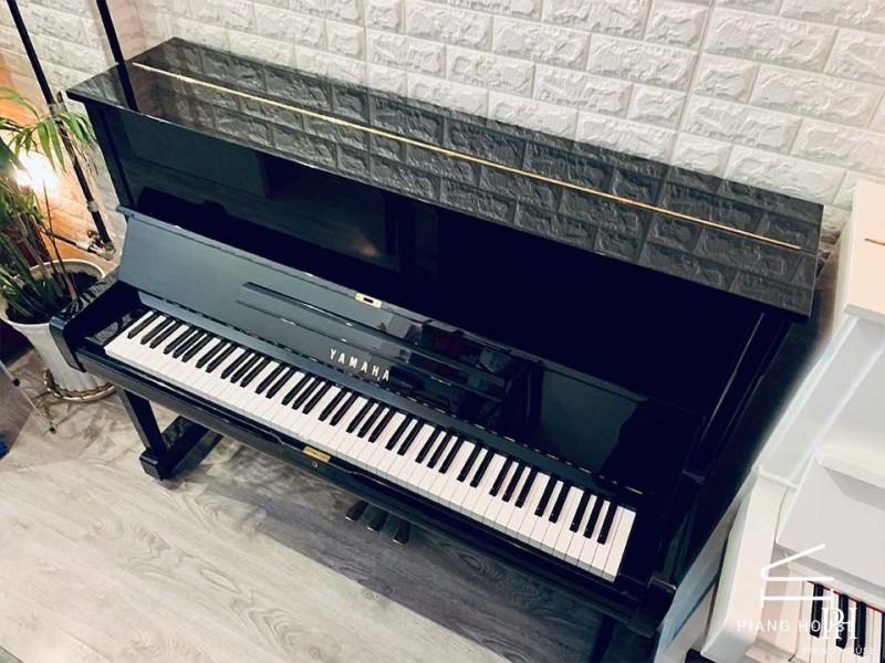 YAMAHA U1M - Piano House
