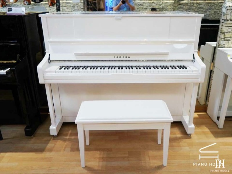 Review YAMAHA U1J PWHC