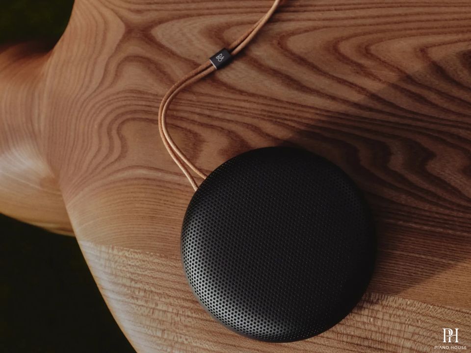 Bang & Olufsen Beosound A1 Gen 3 - Warm Granite