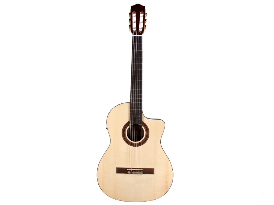 Cordoba C5-CE