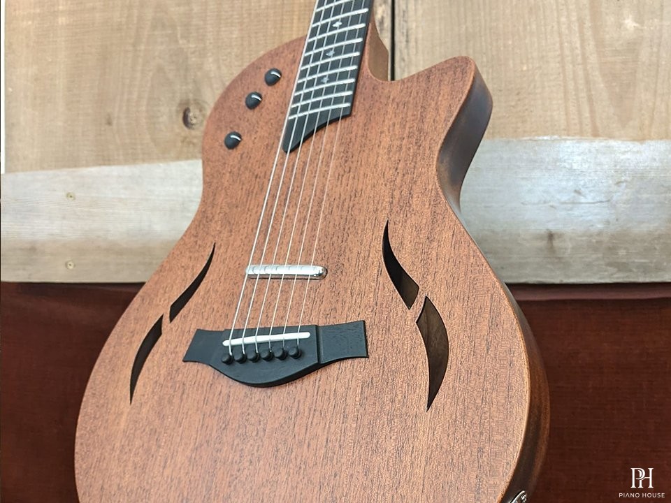 Taylor T5z Classic