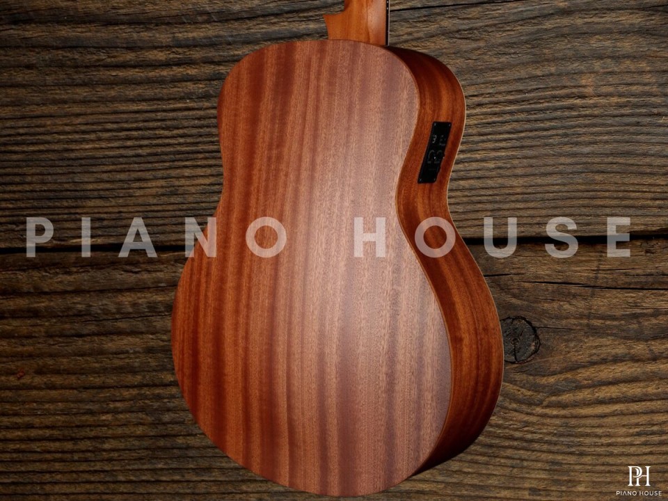 Taylor GSMini-e Bass