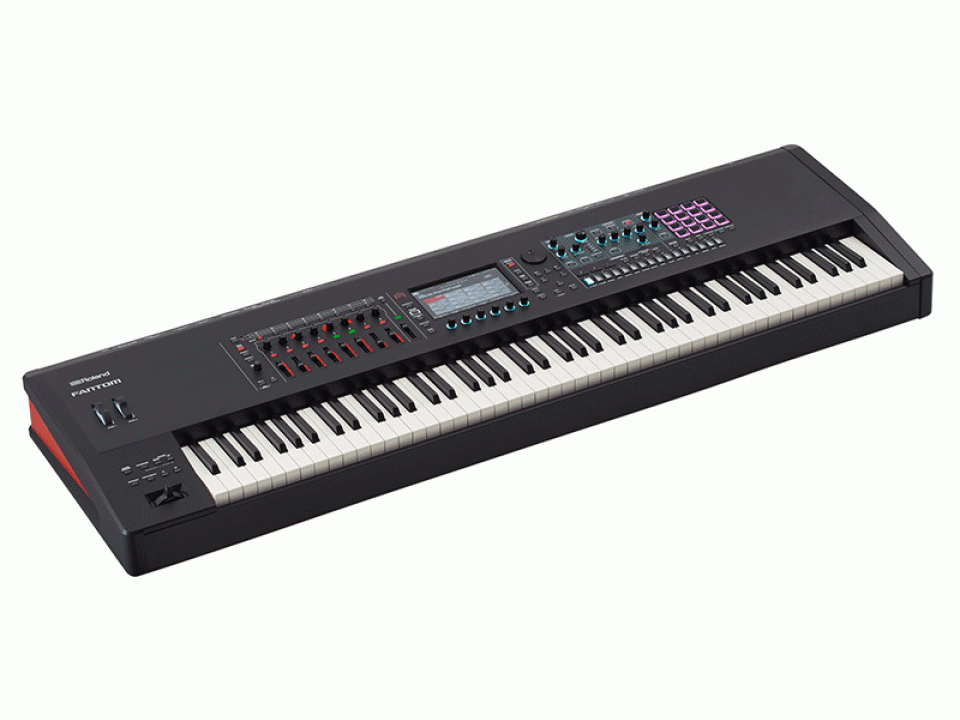 ROLAND FANTOM 8