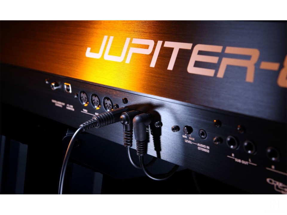 Roland JUPITER 80