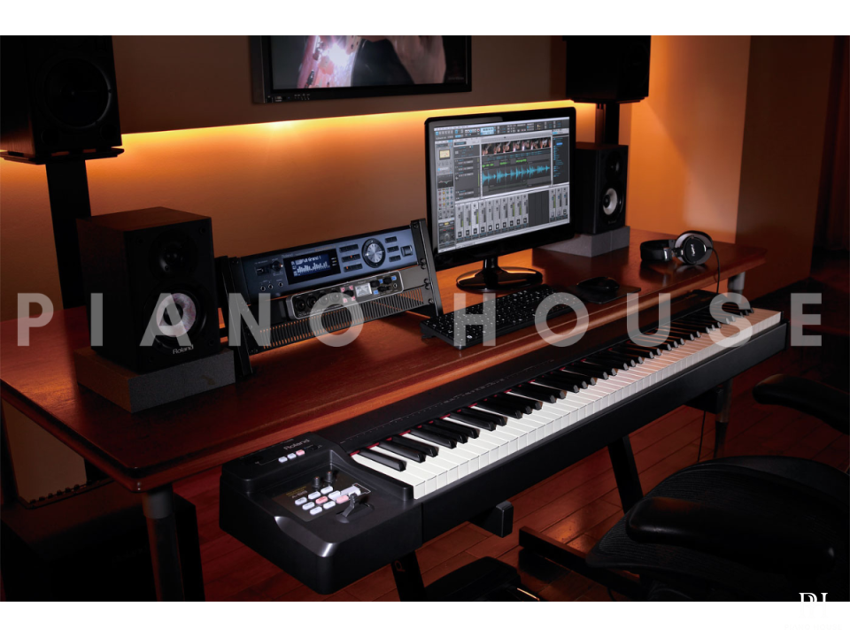 ROLAND A-88MKII Midi Keyboard Controller