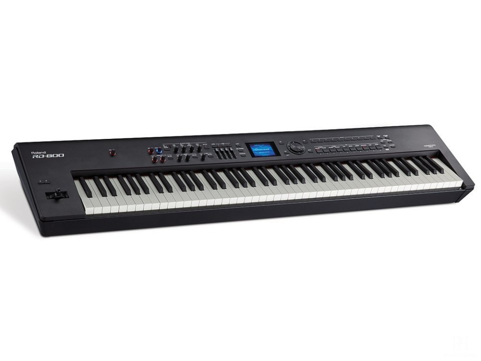 ROLAND RD-800