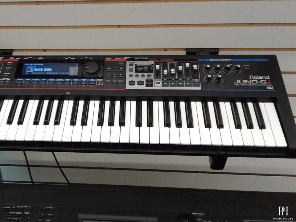 ROLAND JUNO-Gi