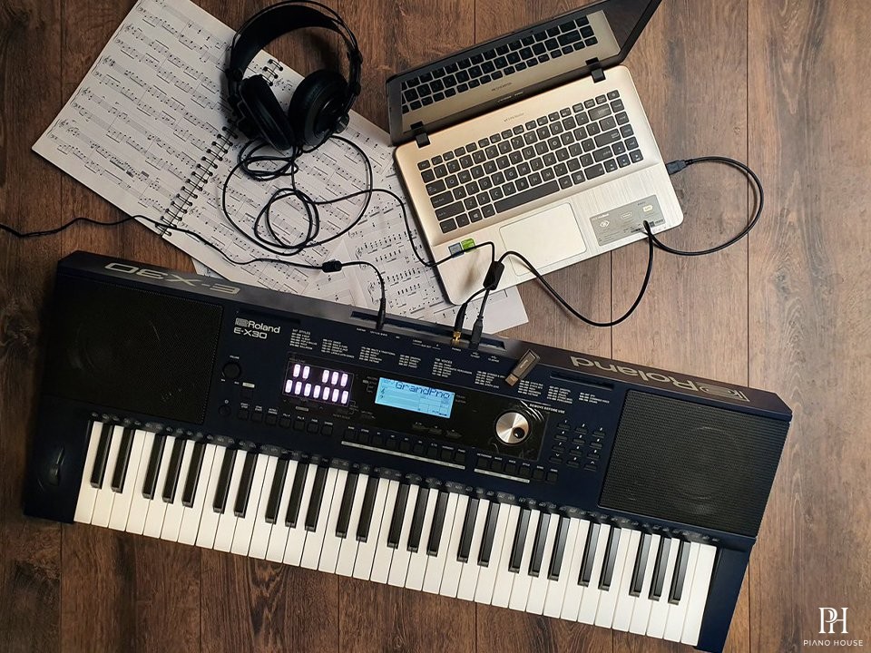 Roland EX30
