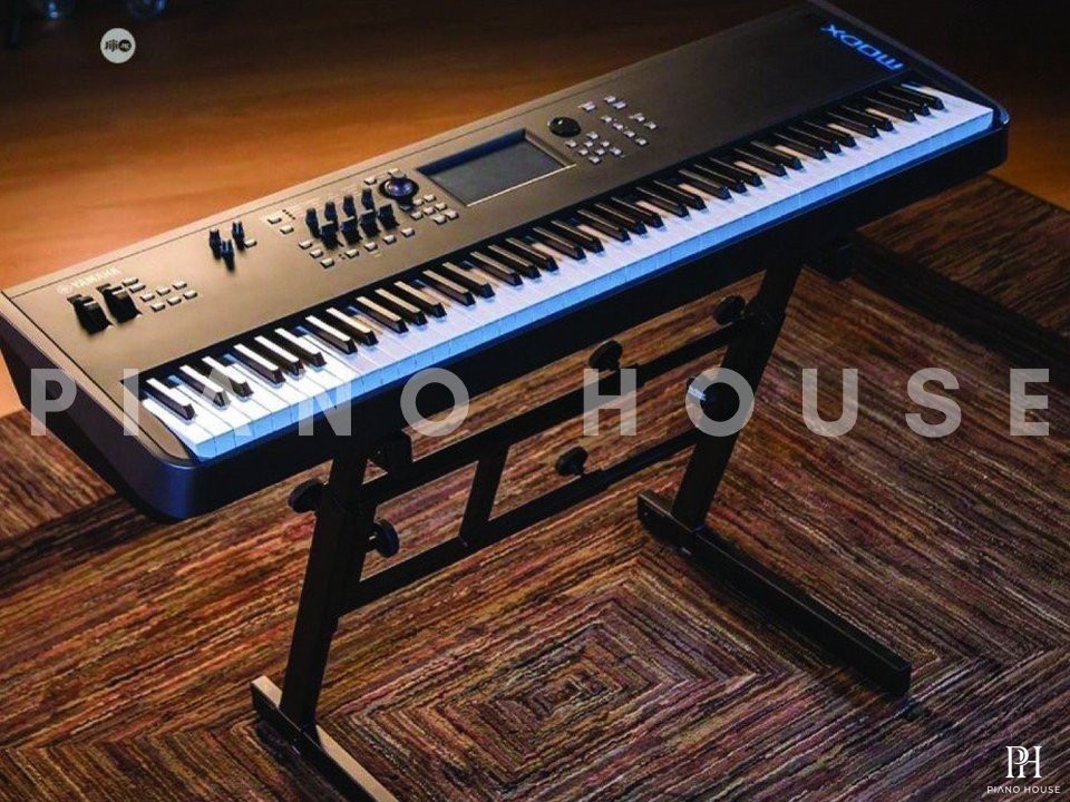 Yamaha MODX8