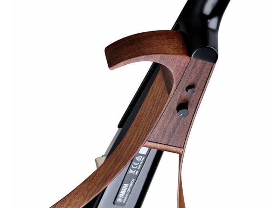 Violin Yamaha YEV104 Electric