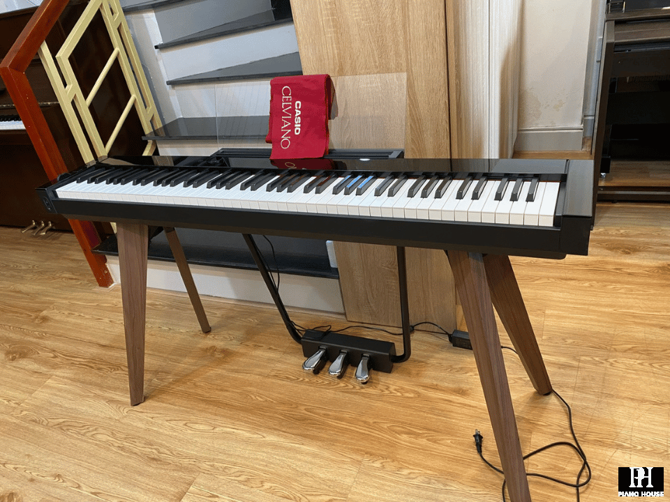 CASIO PX-S7000BK (USED)