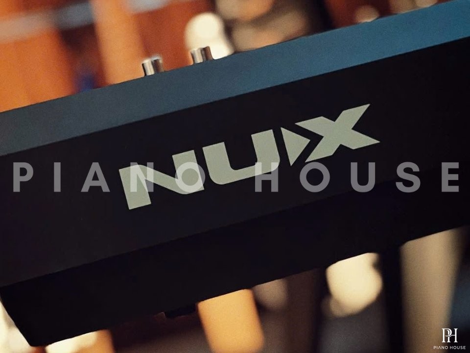 NUX NPK-20 Red (Có chân gỗ)