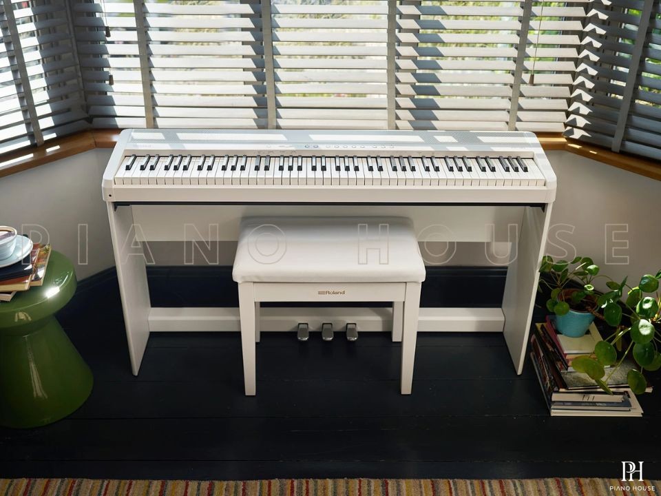 ROLAND FP-40