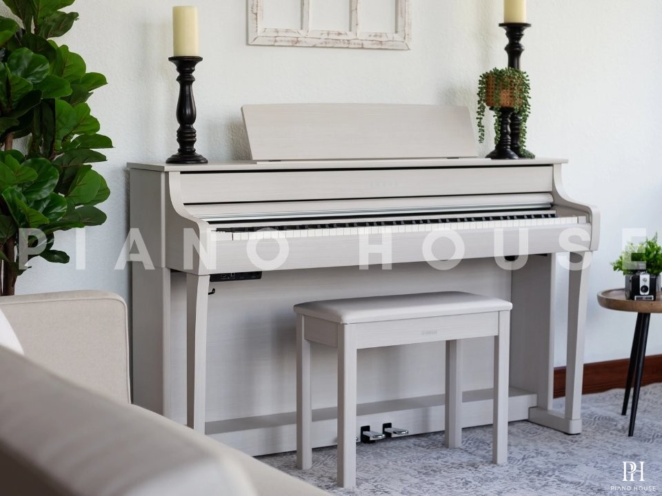 YAMAHA CLP-845 WB
