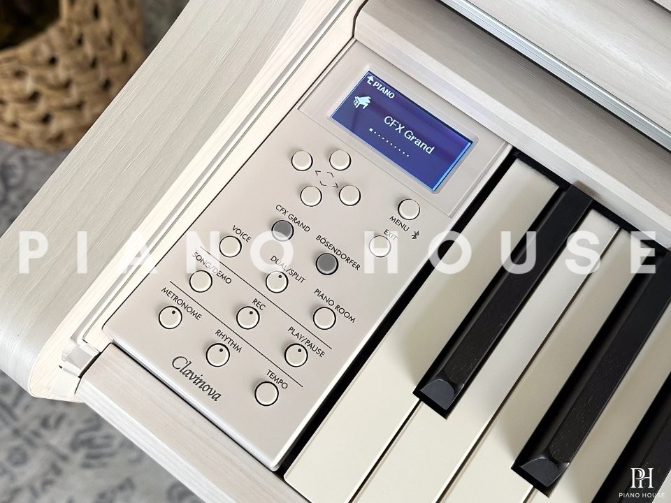 YAMAHA CLP-845 WB