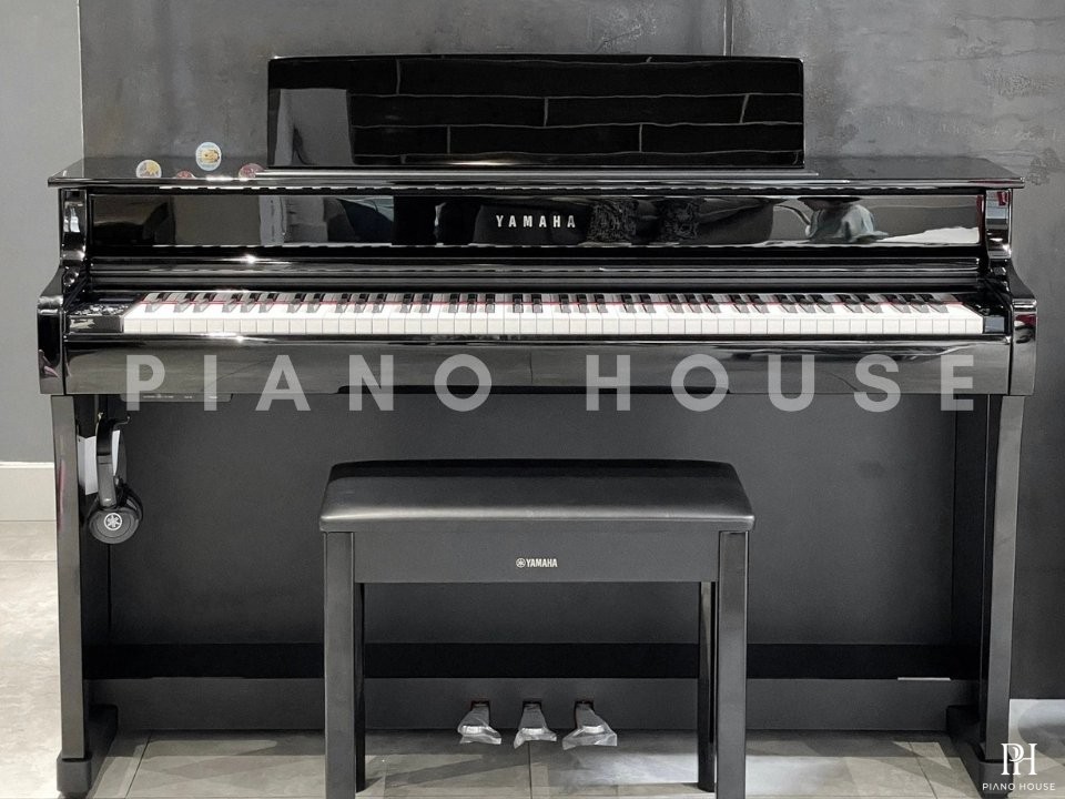 YAMAHA CLP-845 PE