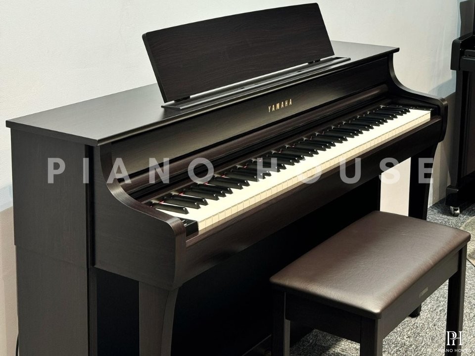 YAMAHA CLP-845 R