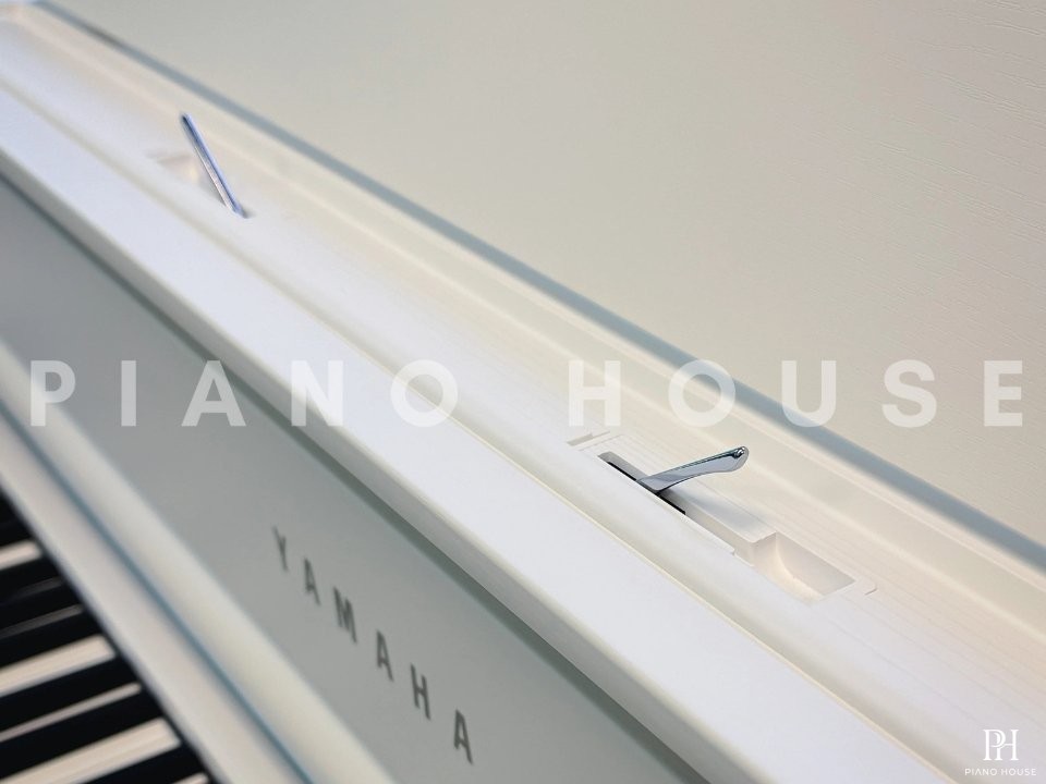 YAMAHA CLP-875 WH