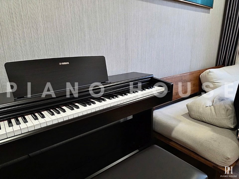 YAMAHA YDP-105 R