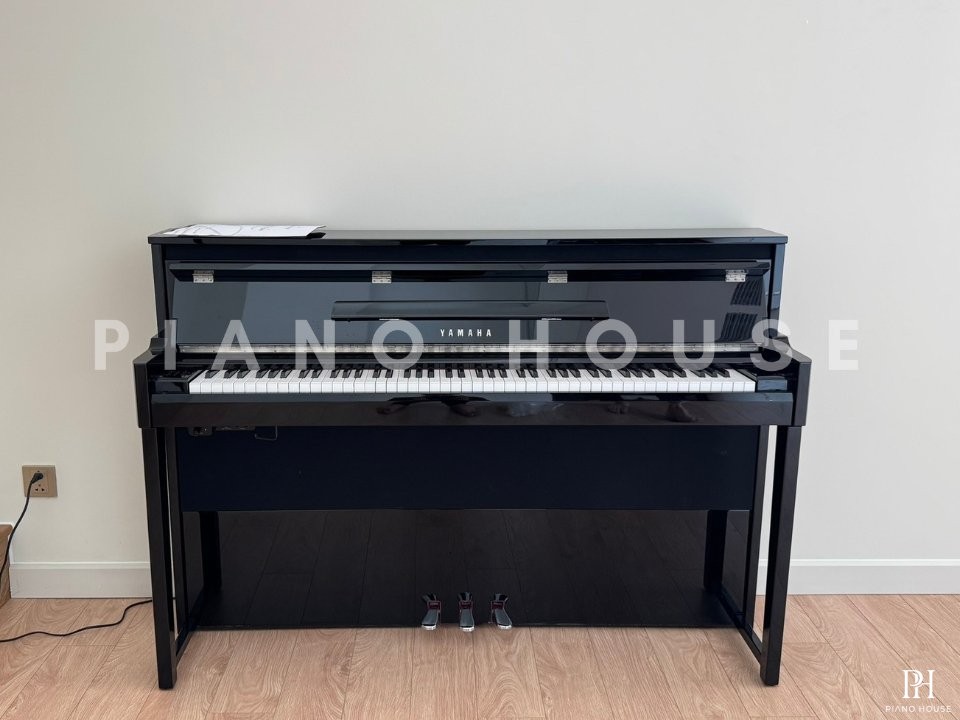 YAMAHA NU1X PE