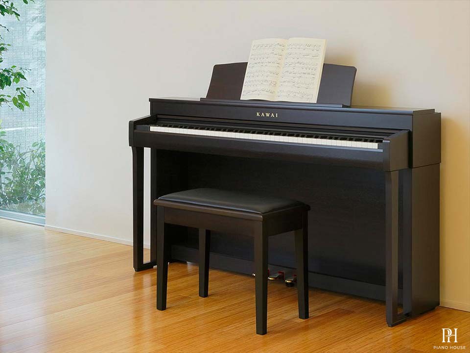 KAWAI CN39 R