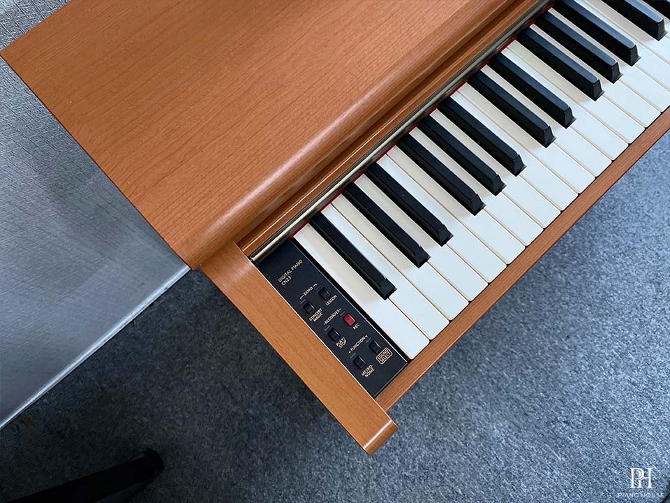 KAWAI CN23 C