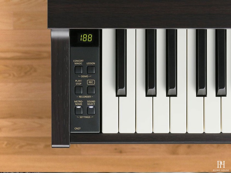KAWAI CN27 B