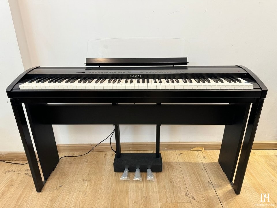 Kawai ES7