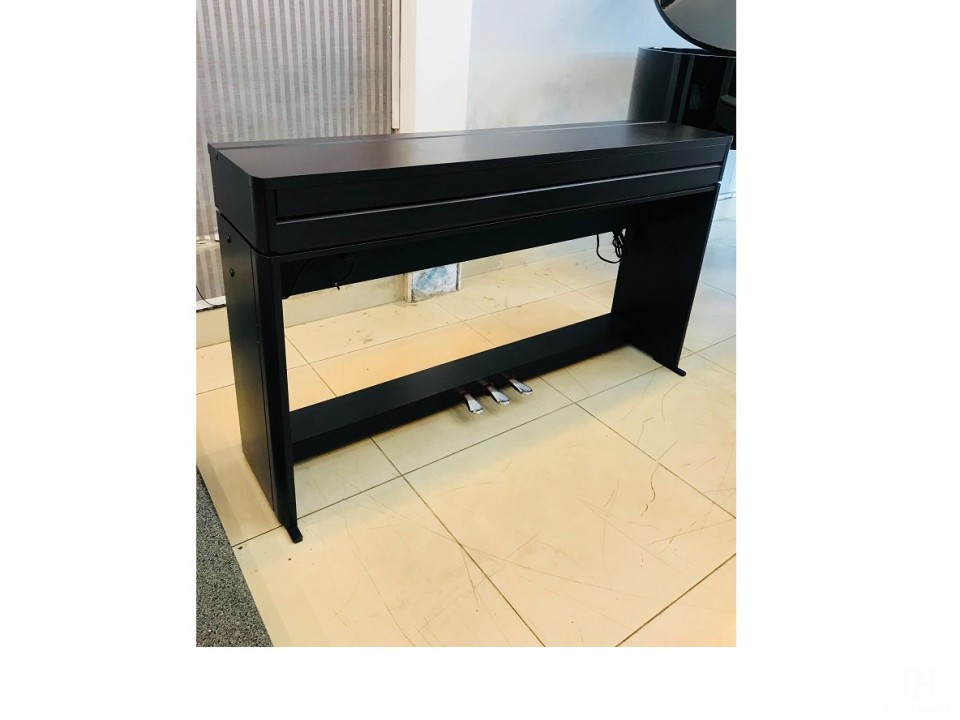 KAWAI L51