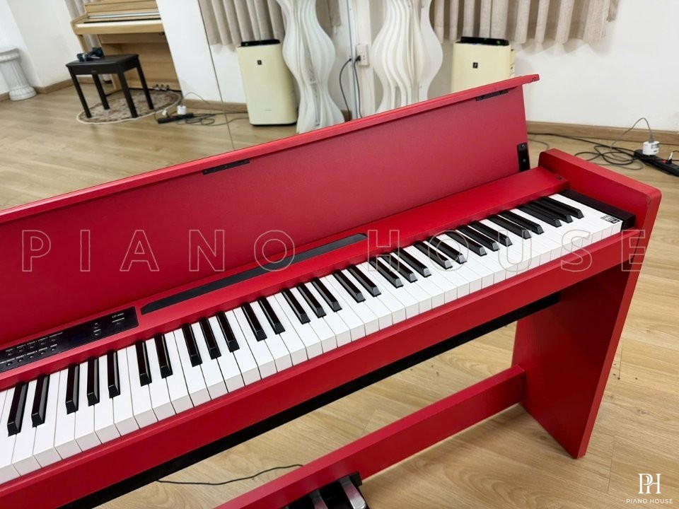 KORG LP-380 RD