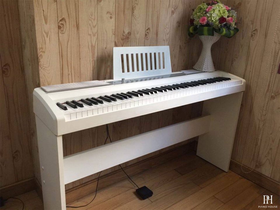 KORG SP-170S