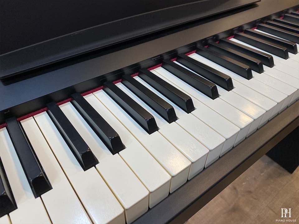 ROLAND FP-30 BK