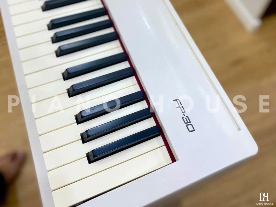 ROLAND FP-30 WH
