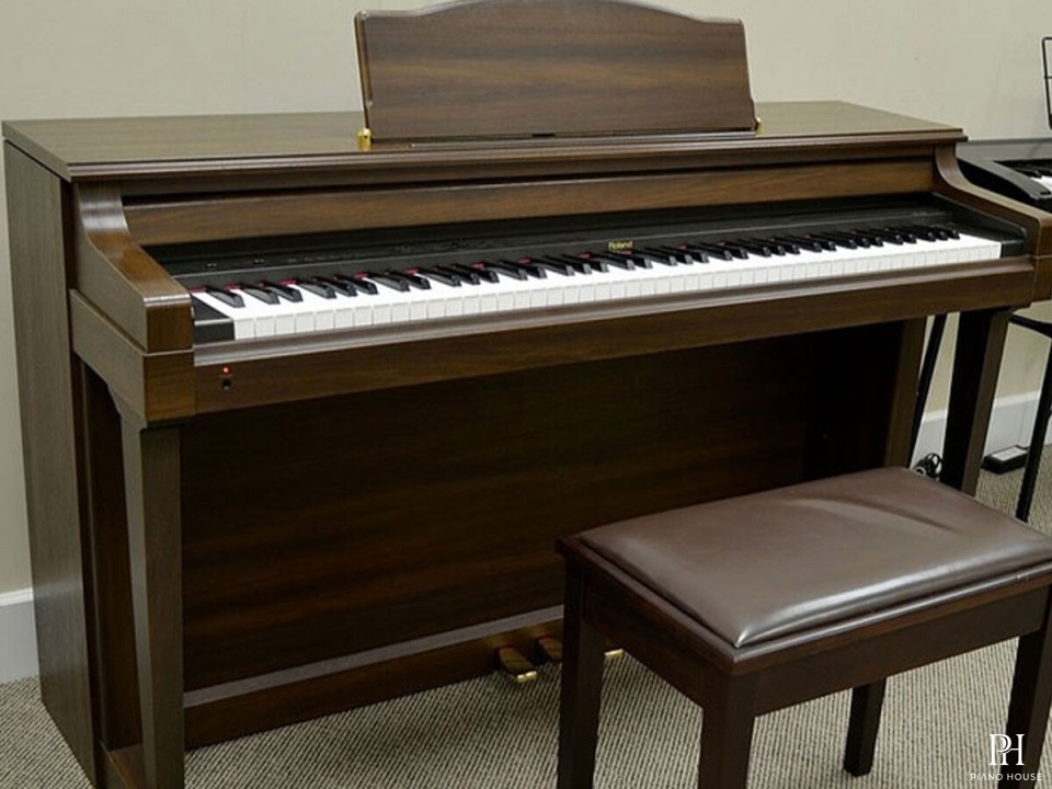 ROLAND HP-2900