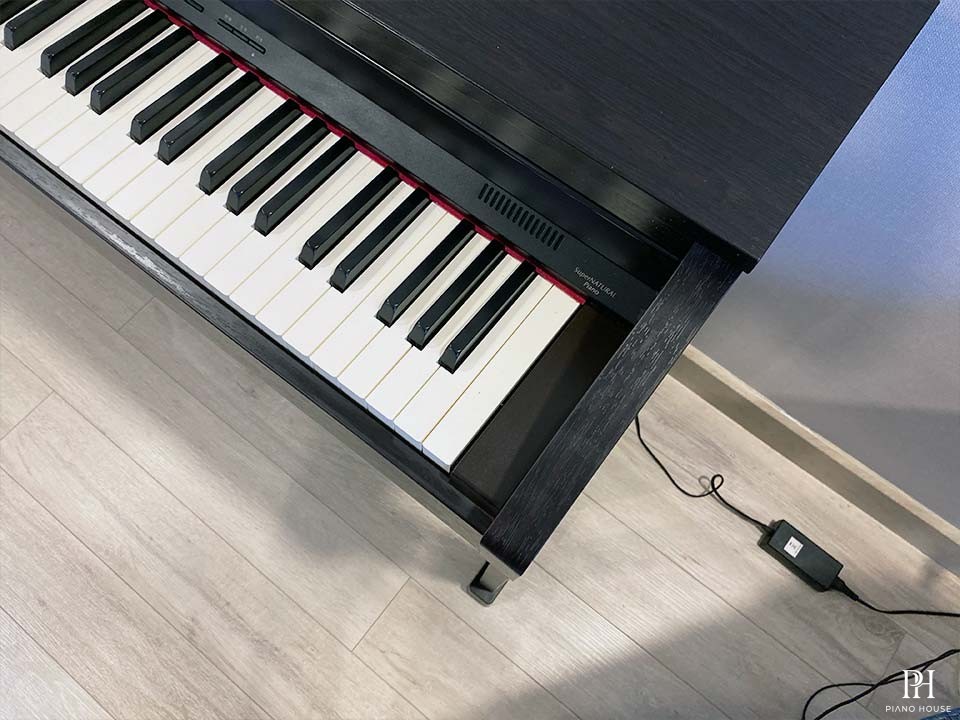 ROLAND HP-504 RW