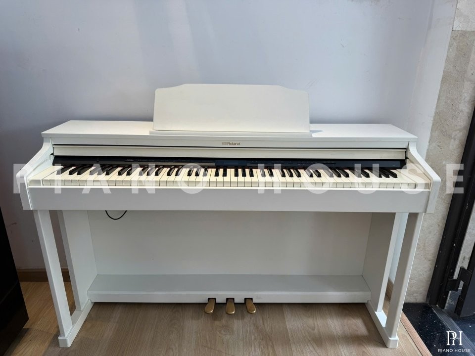 ROLAND HP-601 WH