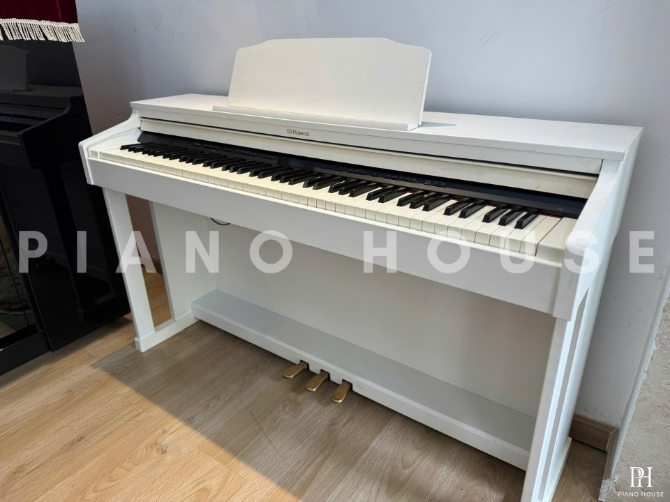 ROLAND HP-601 WH