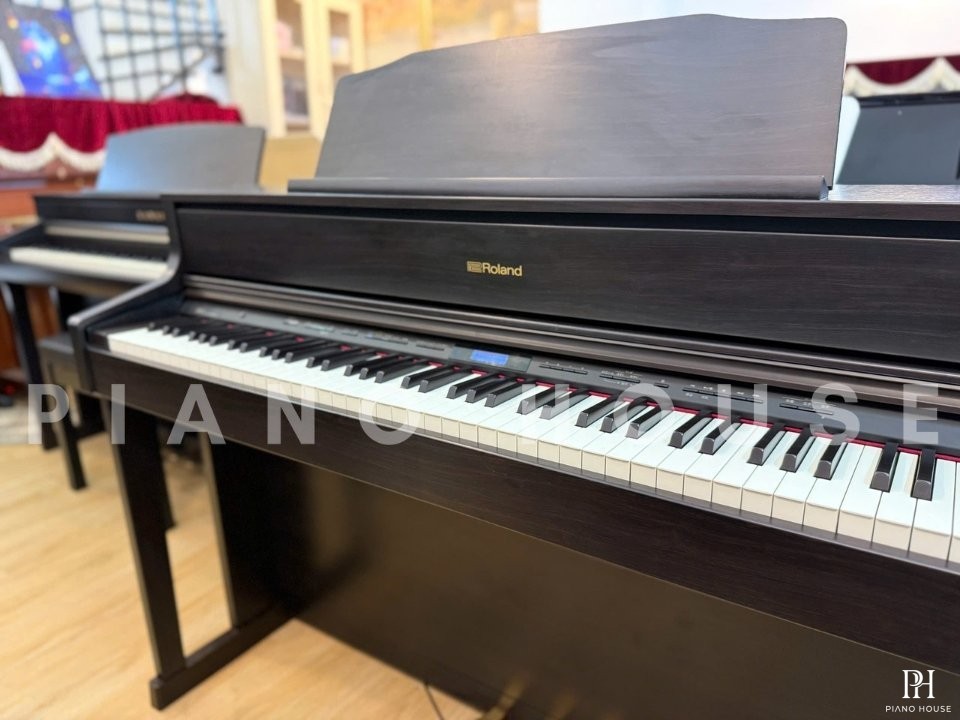 ROLAND HP-605 DR