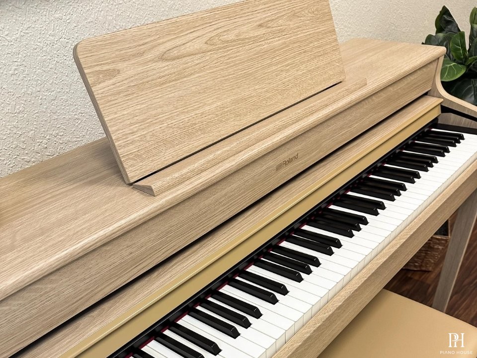 ROLAND HP-702 LO