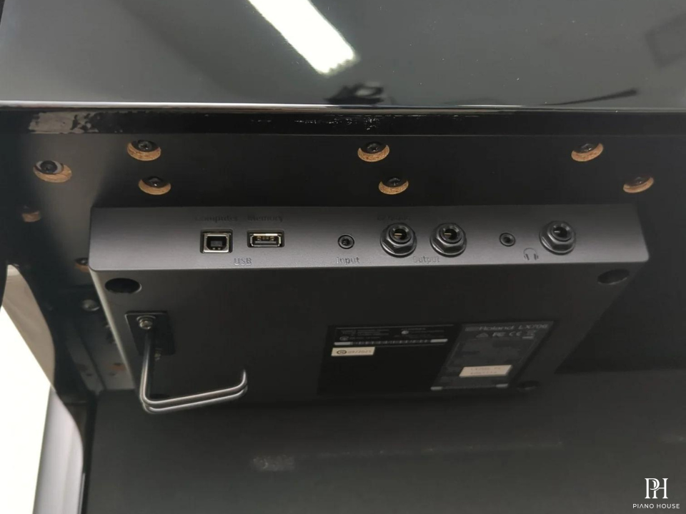 ROLAND LX-706 PE New