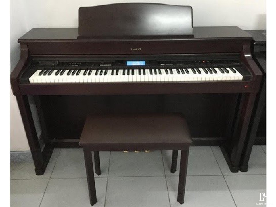 Roland KR 575